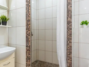 Квартира у парка Галицкого Апарт-Отелика на Героев Разведчиков