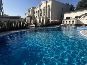 Отель Zarafshon Parkside Hotel