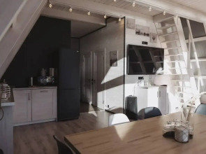 Вилла Семейно-Туристический загородный клуб Карамелькино Коттедж 4