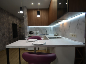 Апартаменты на Лученка 13