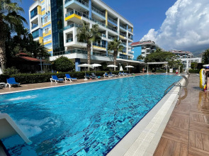 Апартаменты у моря 320 м с балконом