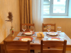 Апартаменты Камелот с шикарным видом на Невский проспект