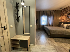 Апартаменты с Часами в Стиле Лофт