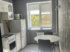 Апартаменты Sokol на набережной в пешей доступности к самому центру