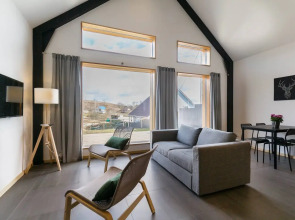 Gostevoy Dom Family Barn Karvala