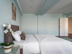 Квартира KRASROOM на Набережной Енисея