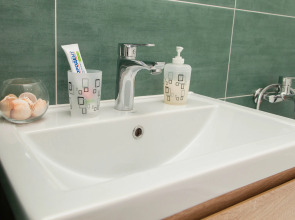 Квартира Двухкомнатные на улице Антонова 47