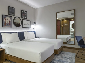 Отель Hampton by Hilton Istanbul Arnavutkoy