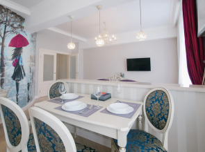 Квартира Большая трехкомнатная квартира с видом на Храм