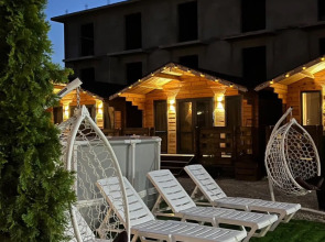 Отель SANDRO&MILANII