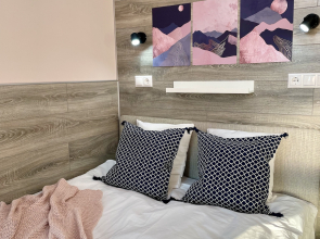 Apartments Невский 1