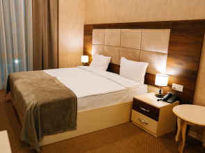 Отель The Clocktower