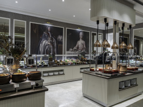 Lord's Palace Hotel & SPA & Casino