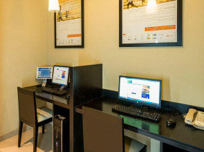 Holiday Inn Express Dubai Jumeirah an IHG Hotel