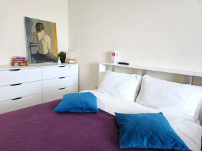 Апартаменты Runway Apartments