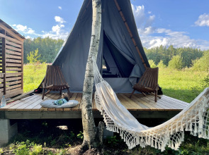 Глэмпинг на Озерах