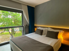 Отель Falcon 1511