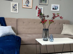 Квартира Просторная 2-комнатная на Даниялова 101