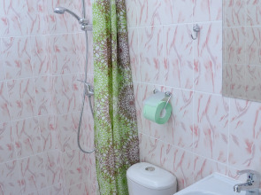 Отель Радужная