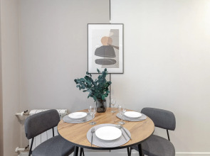 Апартаменты RentPlaza премиум в центре на Луначарского