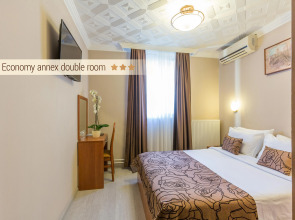 Отель Belgrade City