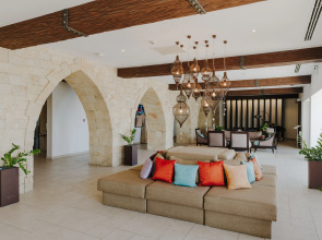 Отель Arkin Palm Beach