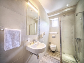 Отель Mint Garni