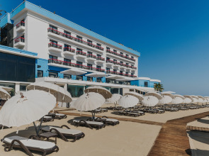 Отель Arkin Palm Beach