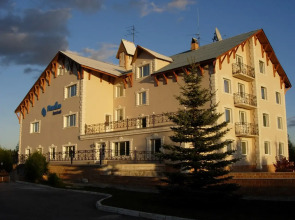 Отель Николь