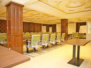 Отель Атлас