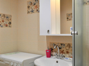 Квартира с Видом на Площадь Пять Углов