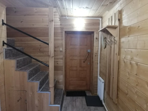 Частный дом у Яблоньки