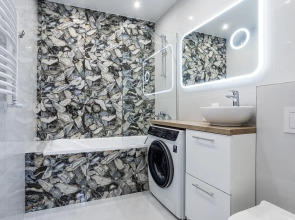 Апартаменты Алиса в Центре на Уральской 20