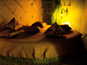 Апартаменты Квартирный Вопрос на Артема 89