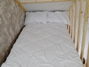 Гостевой дом Лубяной домик с видом на озеро