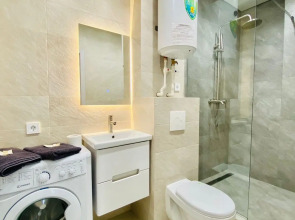 Апартаменты Люкс с Красивым Видом 72/1