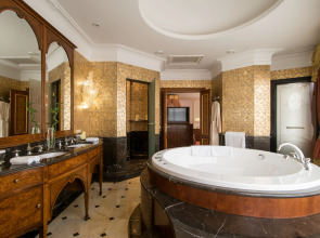 Отель Nobil Luxury