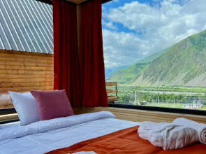 Шале Kazbegi Inn Cottages
