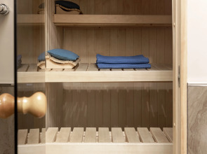 Квартира с Сауной в Новом Доме в Центре Петербурга