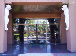 Отель Александр