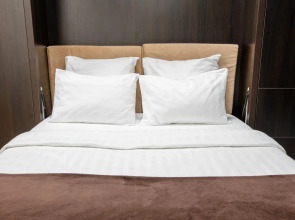 Rockmond 60 Junior Suite