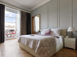 Апартаменты Minin Apartments с видом на Казанский собор 120 кв.м.