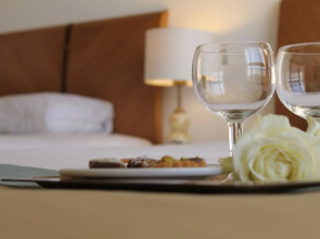 Отель Plaza Hotel Alexandria