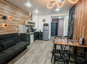 Апартаменты Двухкомнатные Люкс в Центре Абакана