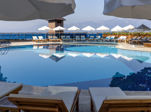 Отель Delta Hotels by Marriott Antalya Lara