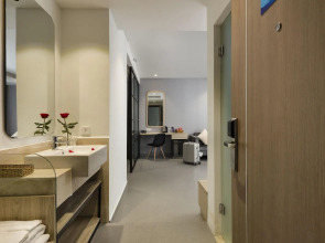 Отель Anrizon Nha Trang