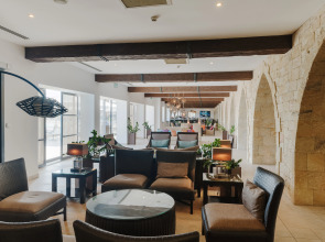 Отель Arkin Palm Beach