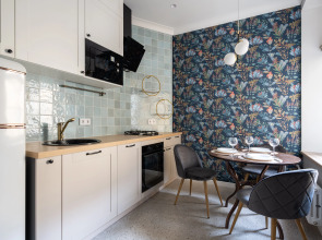 Апартаменты LetYourFlat Empire