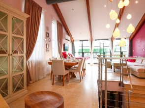 Апартаменты Penthouse & Jacuzzi in Neve Tzedek by FeelHome