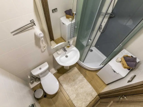 10 Апартаменты Stepanenkov на Малышева 42А (06)